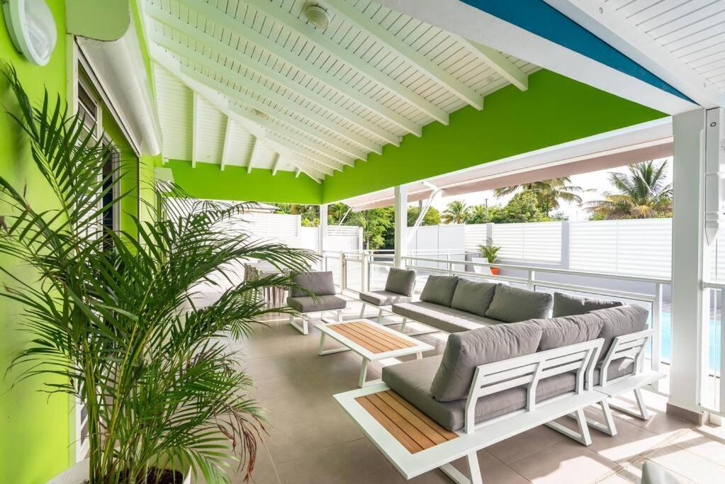 Villa De Standing Avec Piscine Au Gosier Le Gosier  Exteriér fotografie